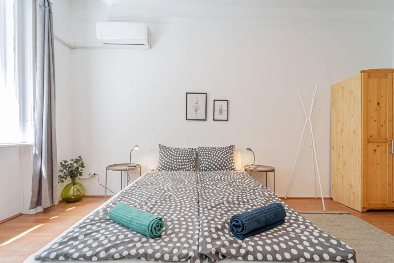 Central&Cozy Balcony!3Bdr 2Bth Budapest Eksteriør bilde